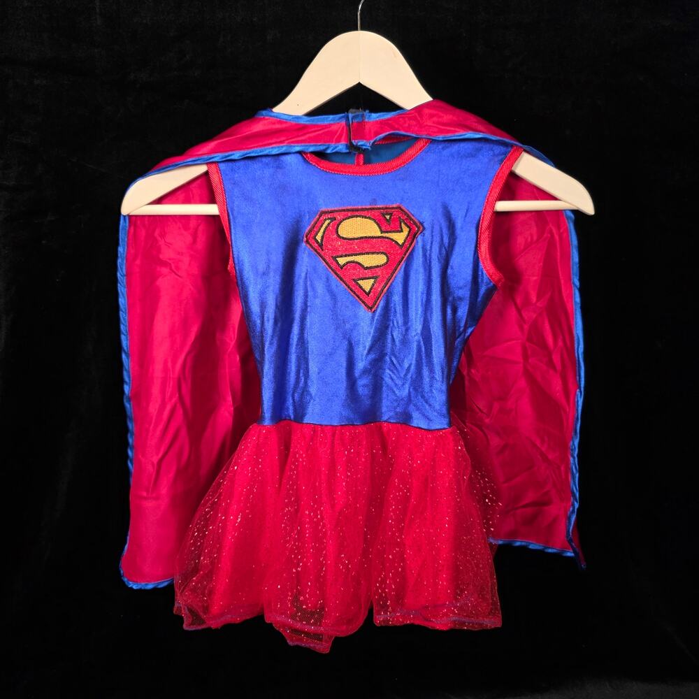 Girl's Super Woman Costume Halloween  Dress-up  Stretch Size 6-7 Dress & Cape